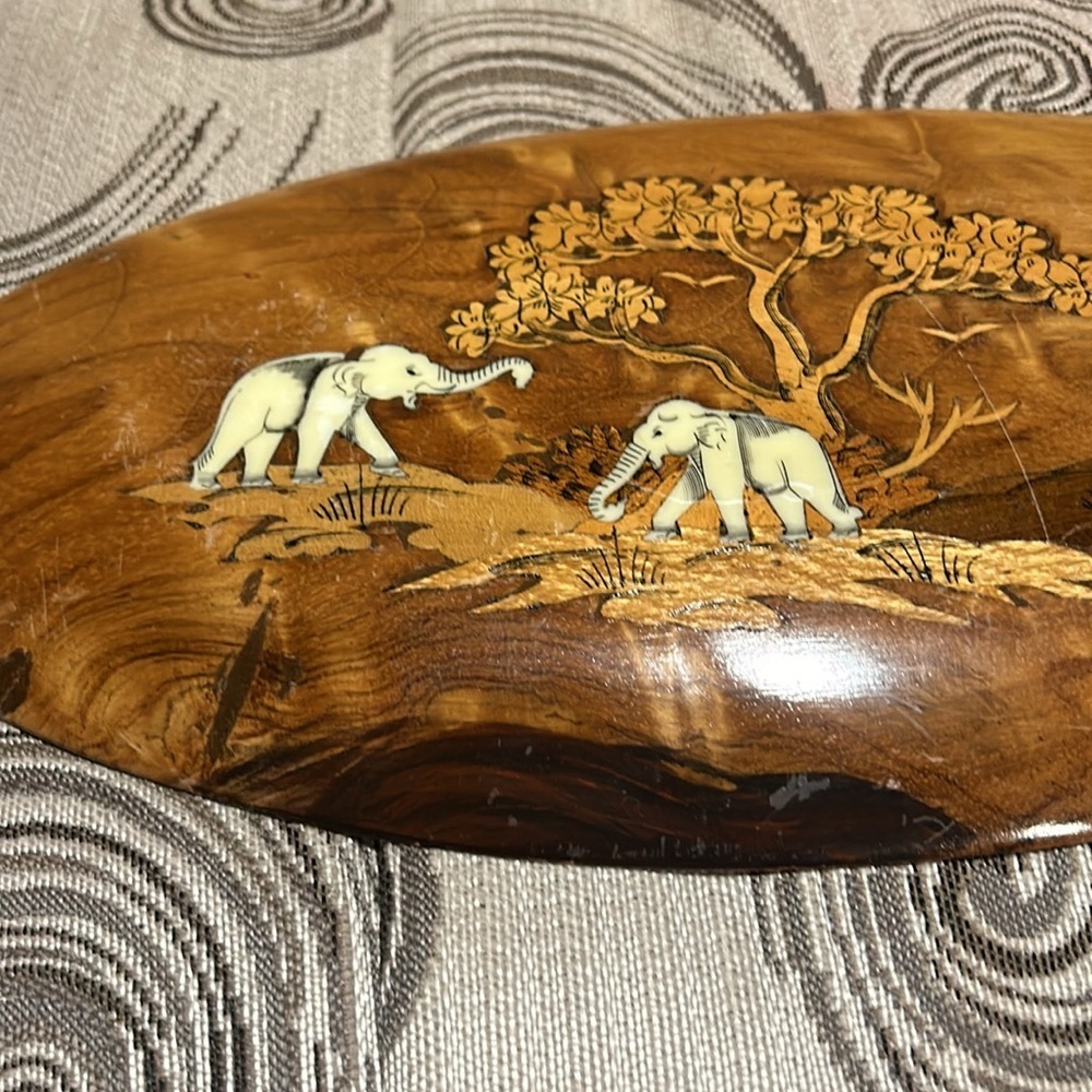 Vintage inlaid elephants hand designed wooden wall hanging - Picture 2 of 5